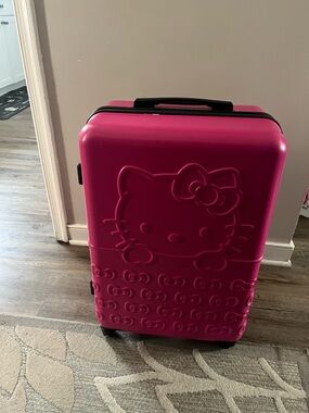 Hello Kitty Hot Pink Hardshell Carry-On Travel Case